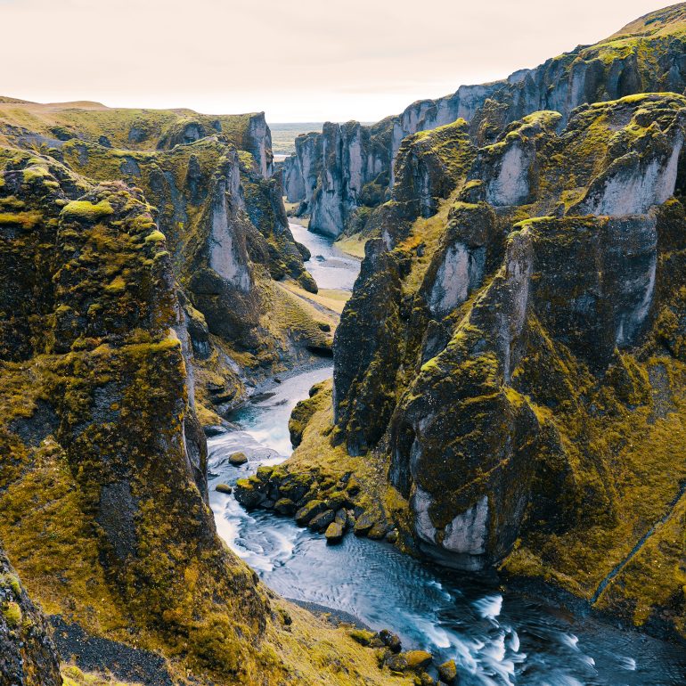 Fjaðrárgljúfur Canyon
