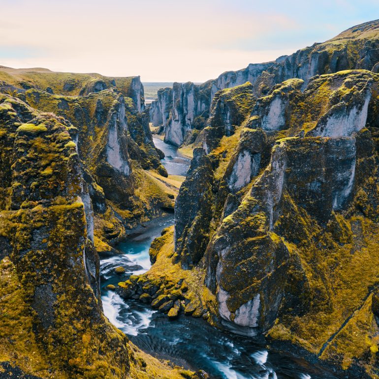 Fjaðrárgljúfur Canyon