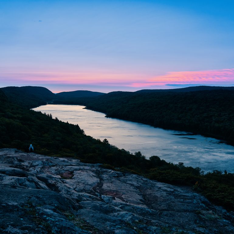 Dawn at Lake of the Clouds
