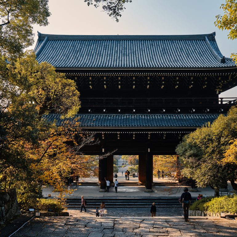 Chion-in Samnon Gate