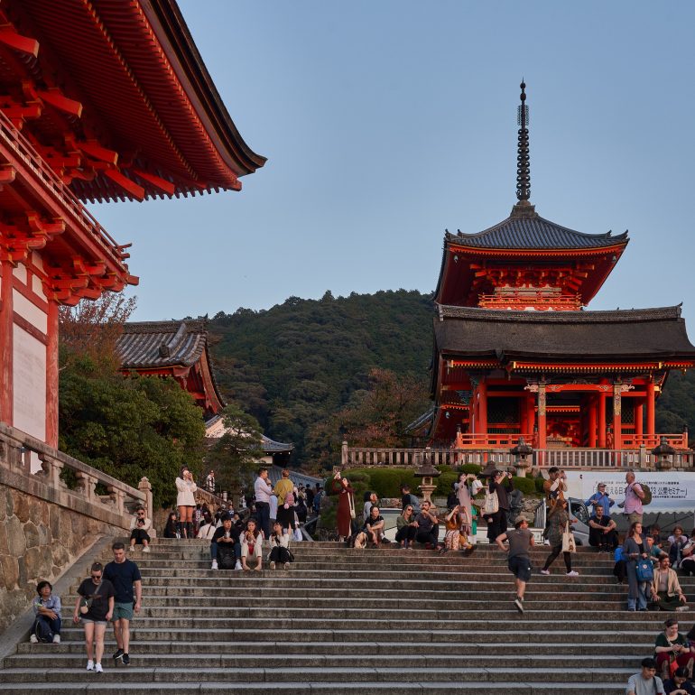 Kiyomizu-dera Saimon