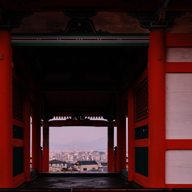 Kiyomizu-dera Niomon Gate