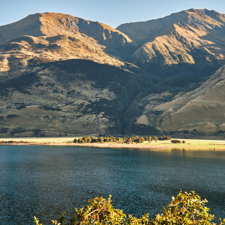 Lake Hāwea